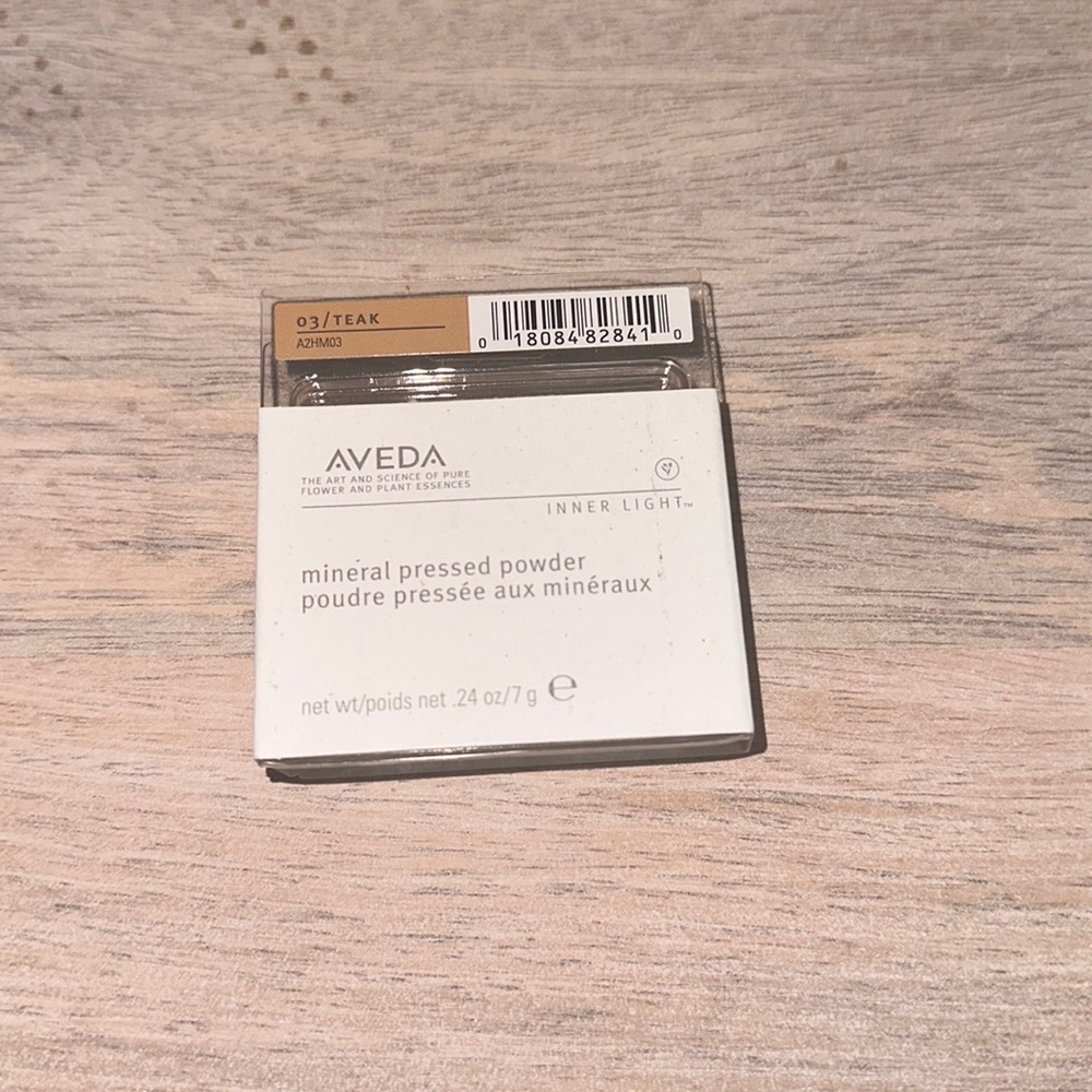 AVEDA mineral pressed powder